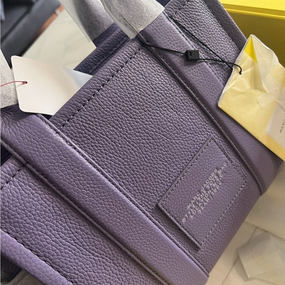 The leather Small Tote Bags - Picture 2 of 9